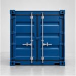 Contenedor de 10 pies Standard, vista frontal con puertas cerradas